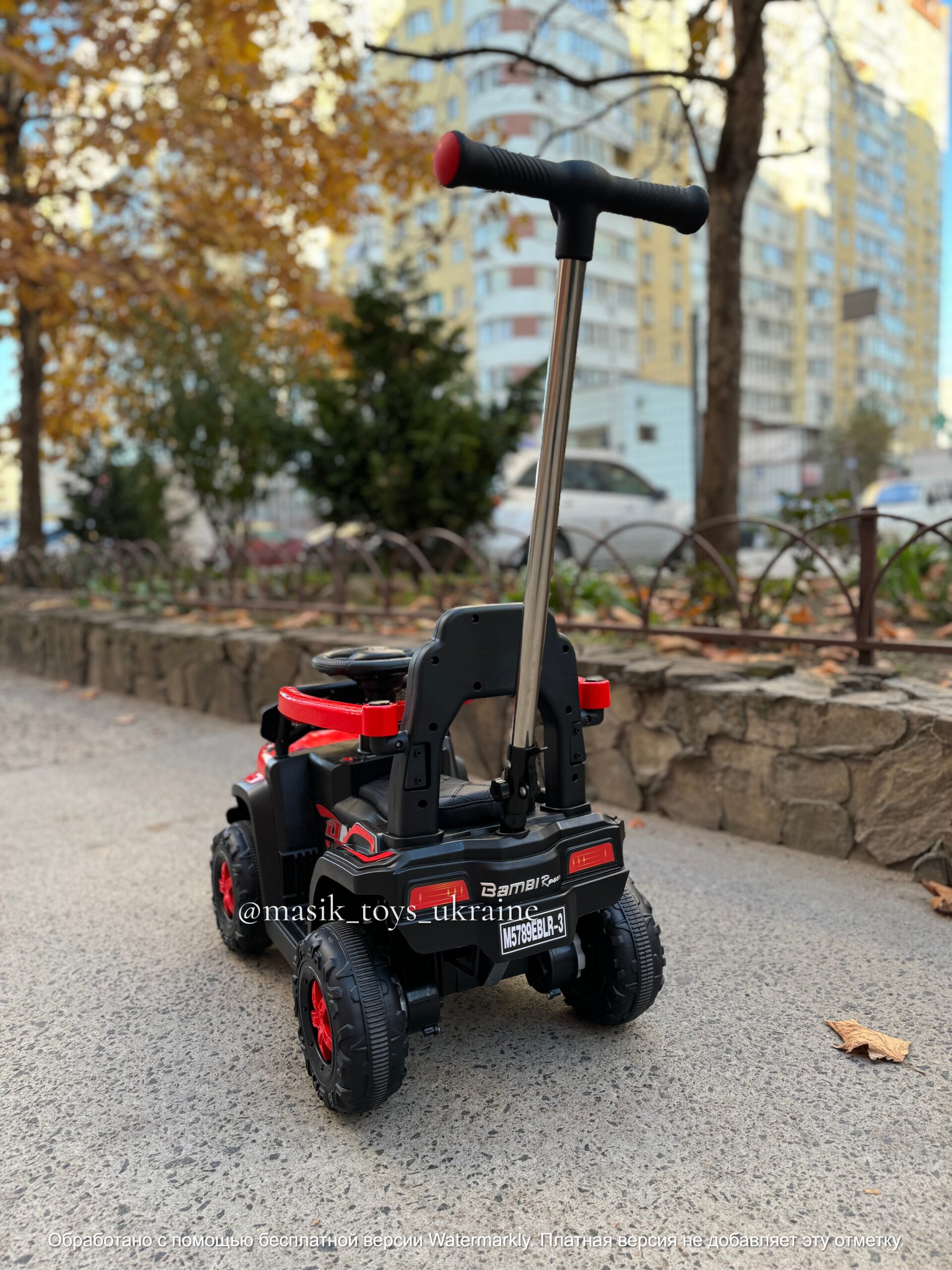 M 5789EBLR-33 каталка-електромобіль