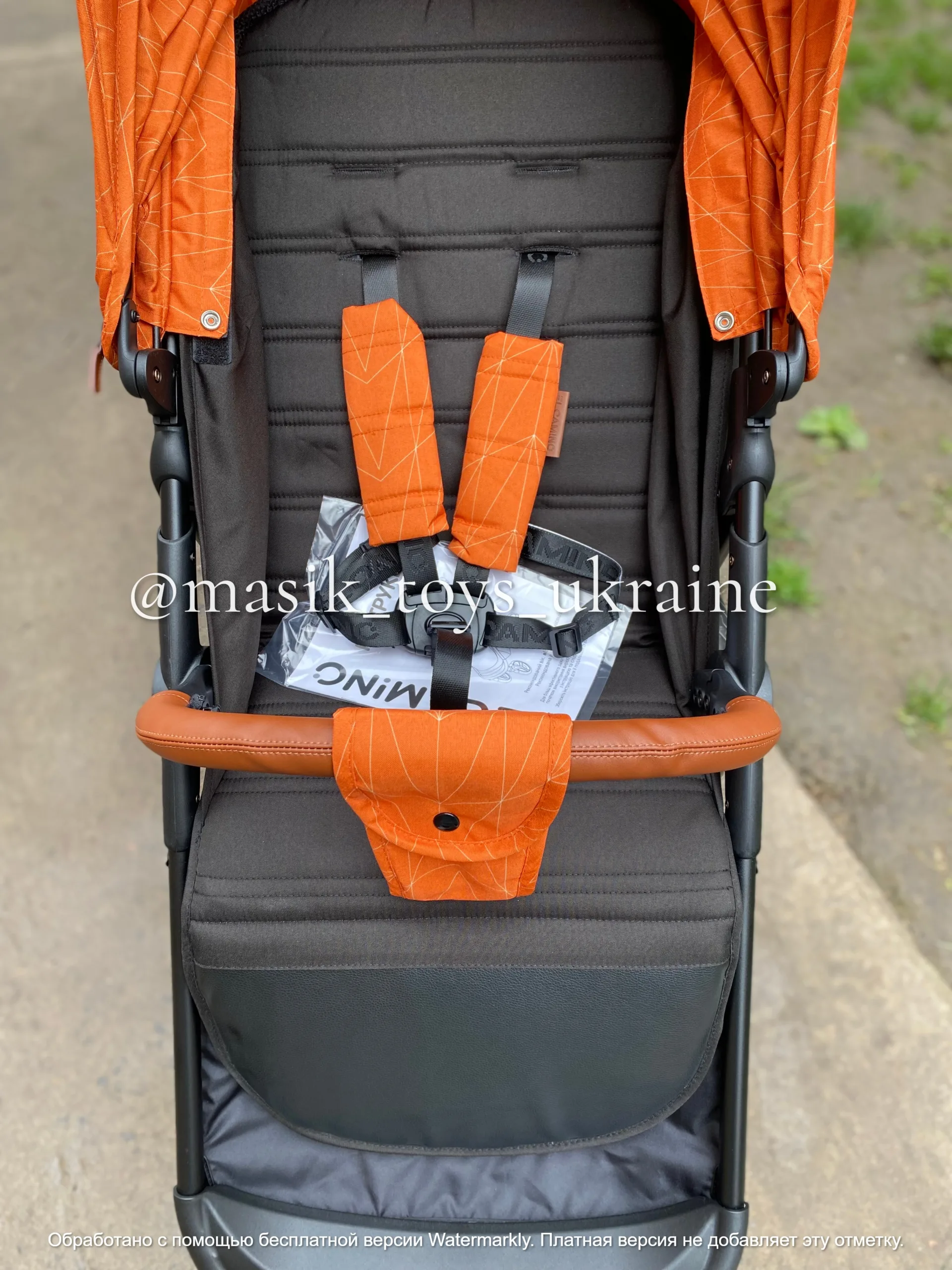 ME 1024 Orange Lines3