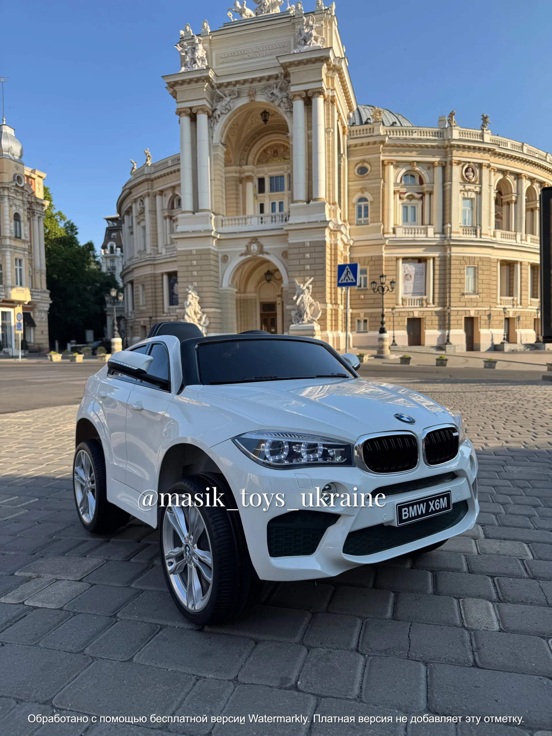 Електромобіль BMW