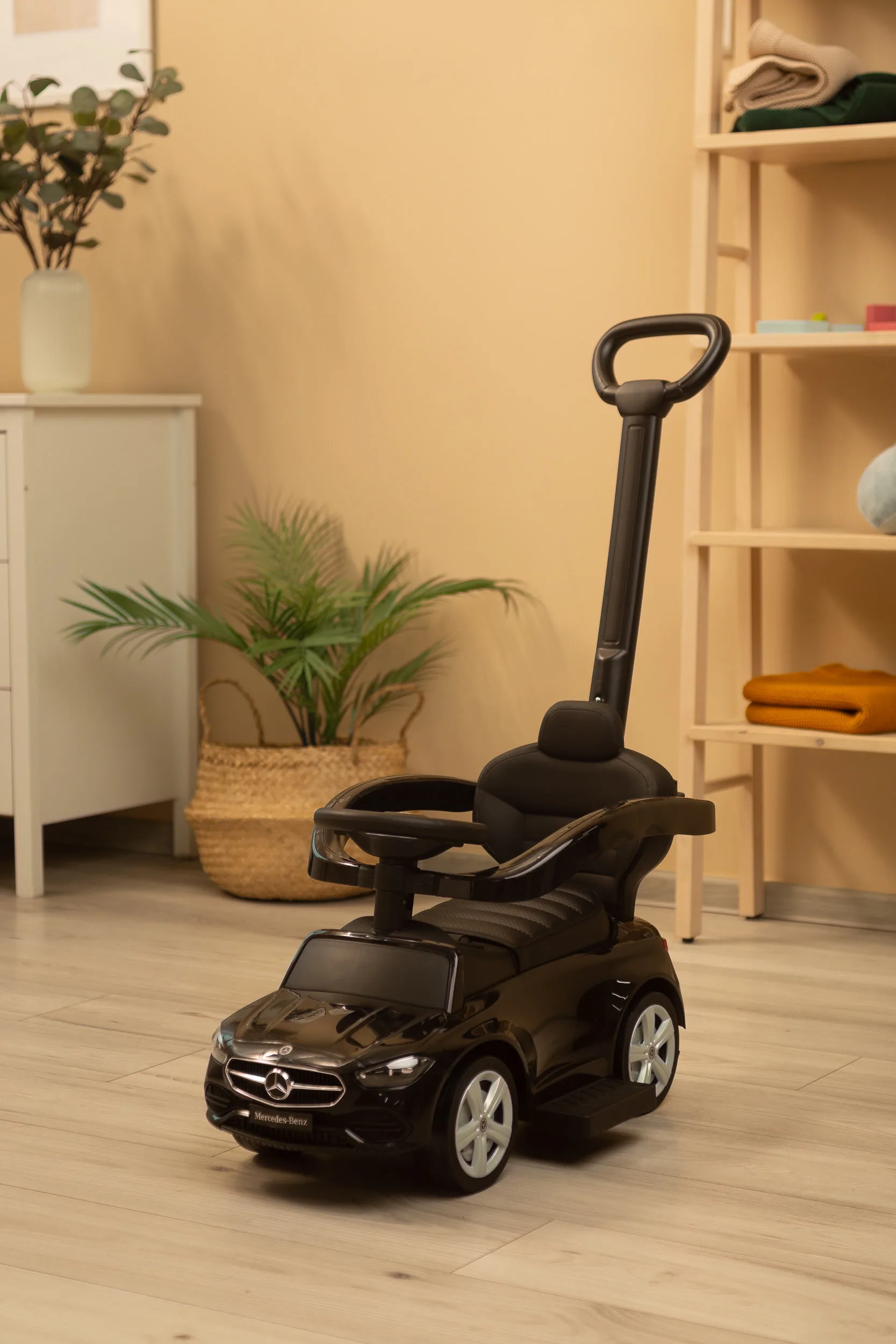 mercedes_cclass_black_wpokoiku_16