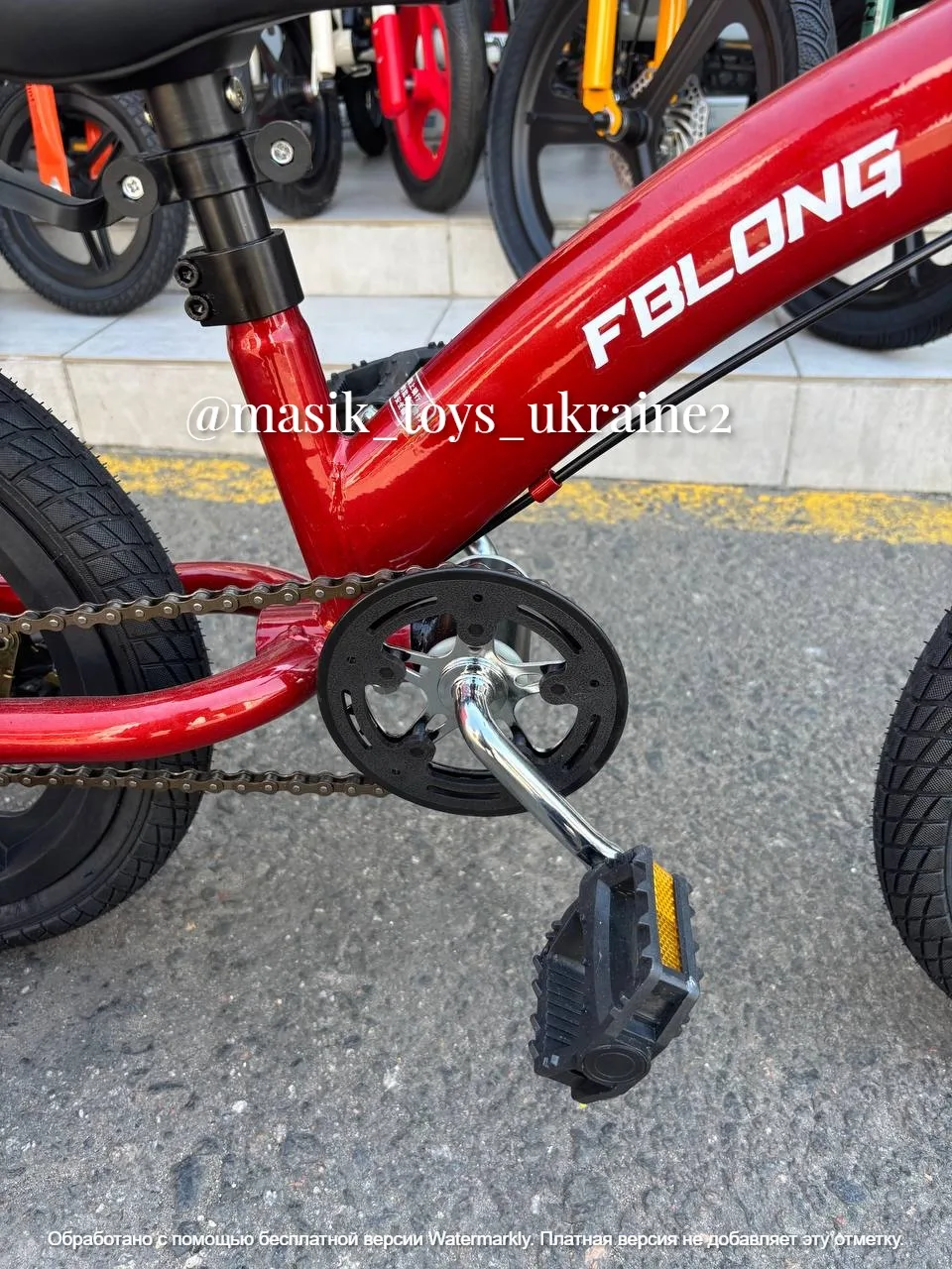 photo_5219678995145160707_y