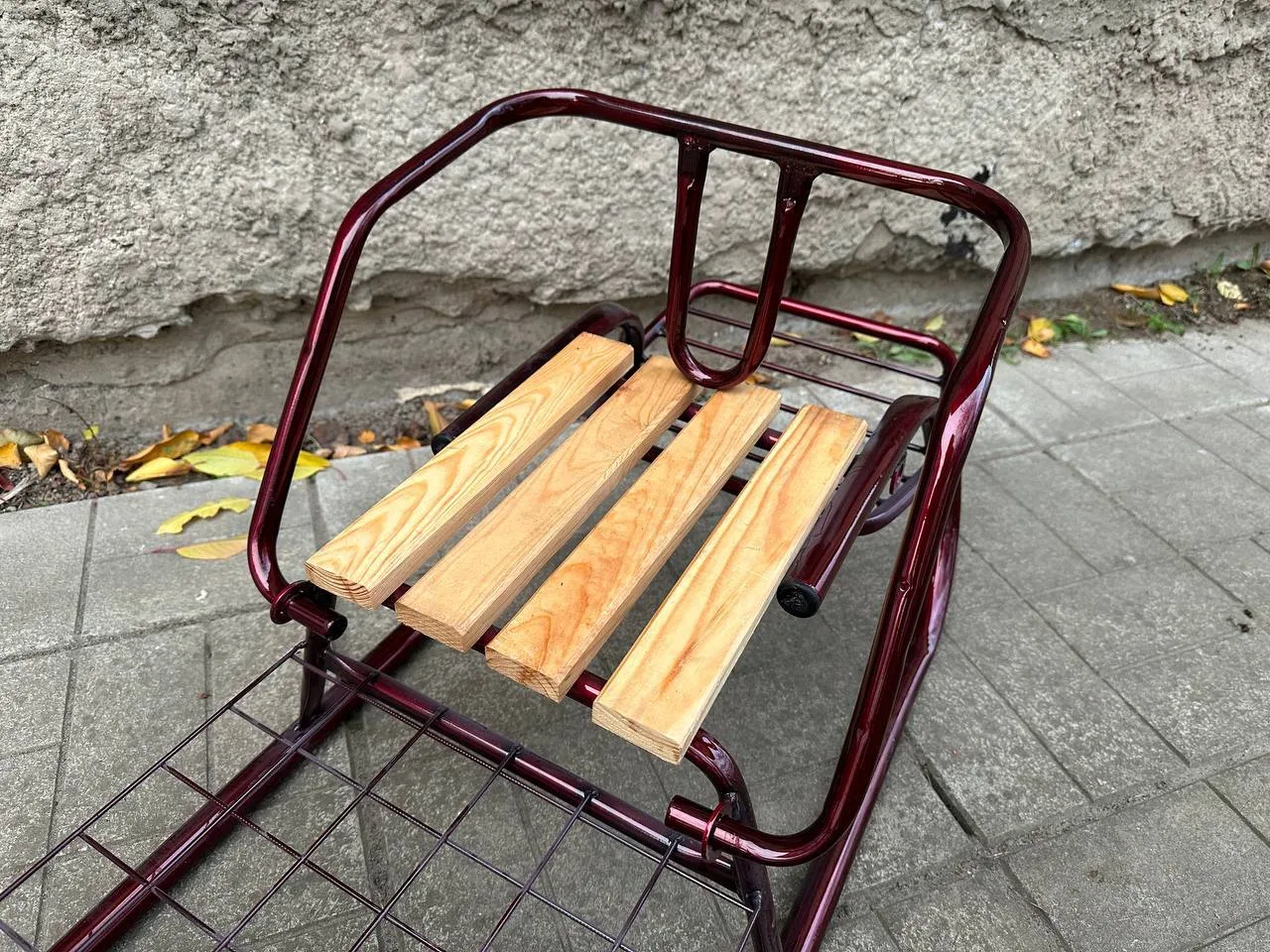 photo_5251458184021478870_y