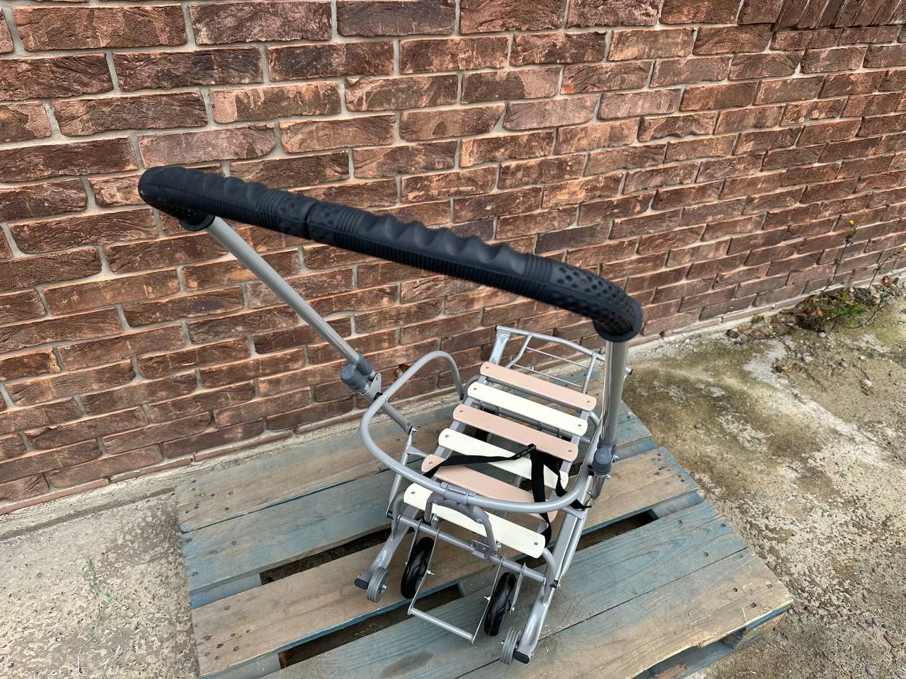 photo_5255961783648848751_y