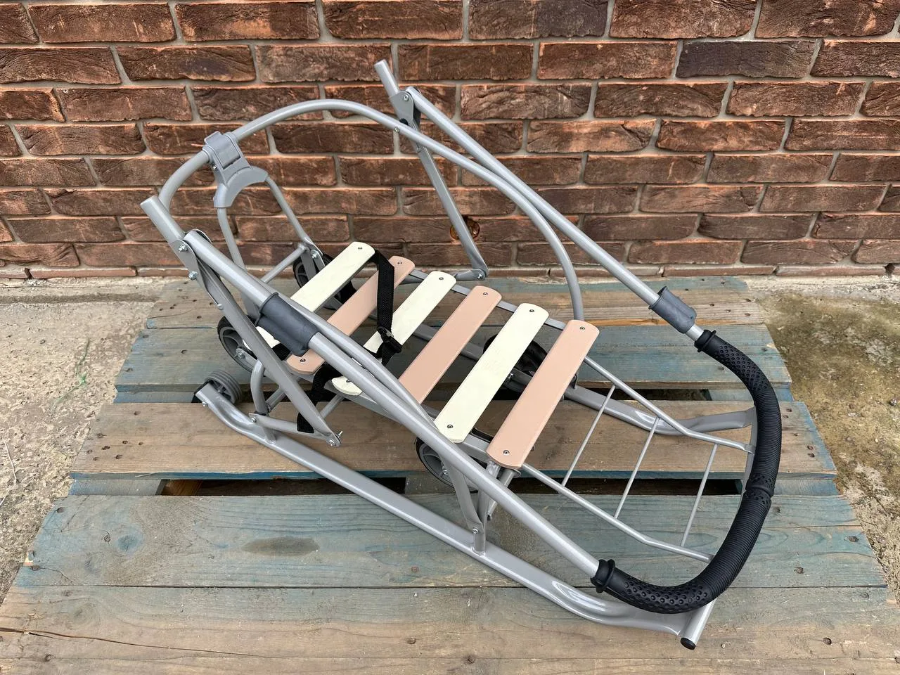 photo_5255961783648848752_y