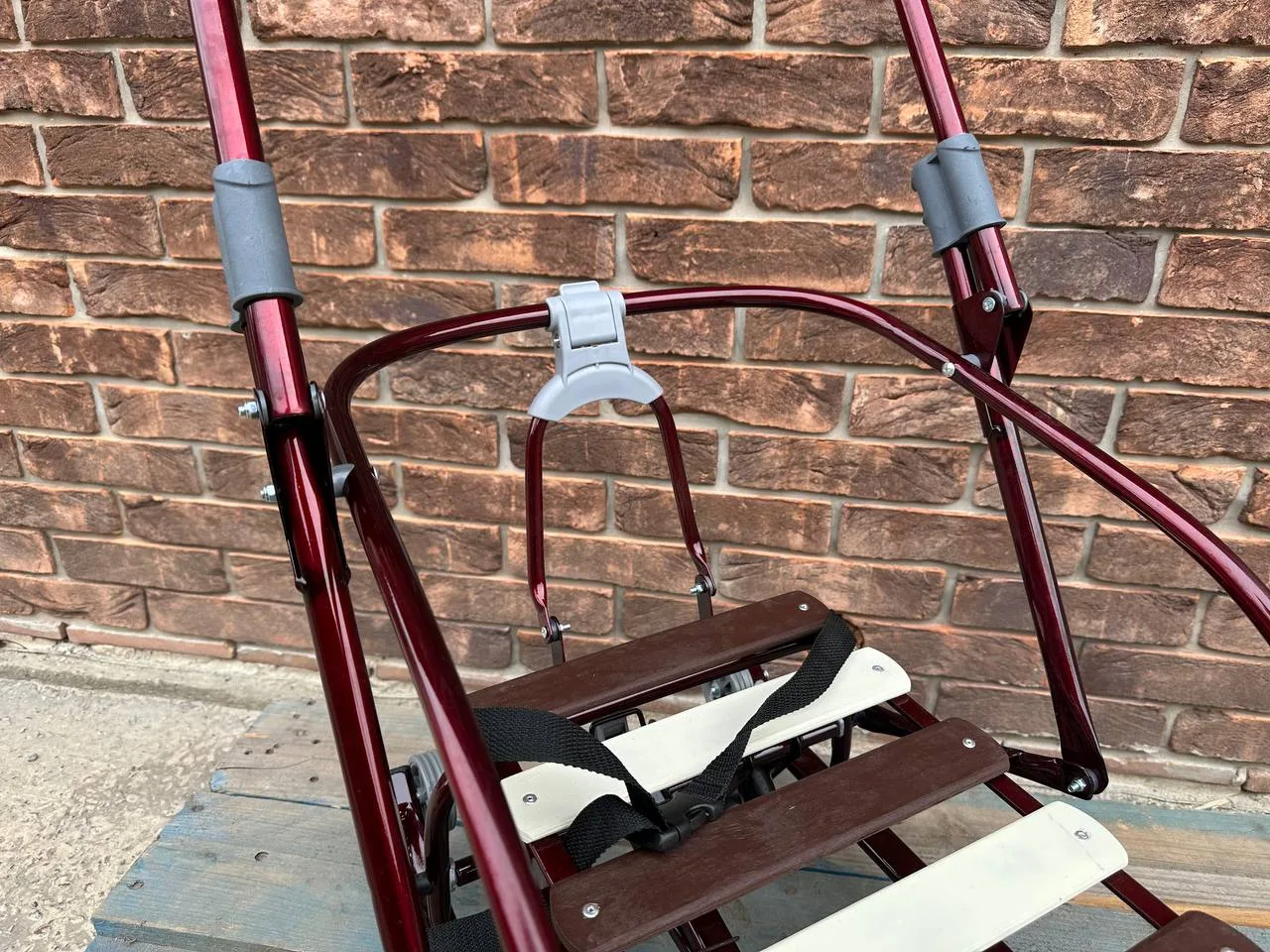 photo_5255961783648848880_y