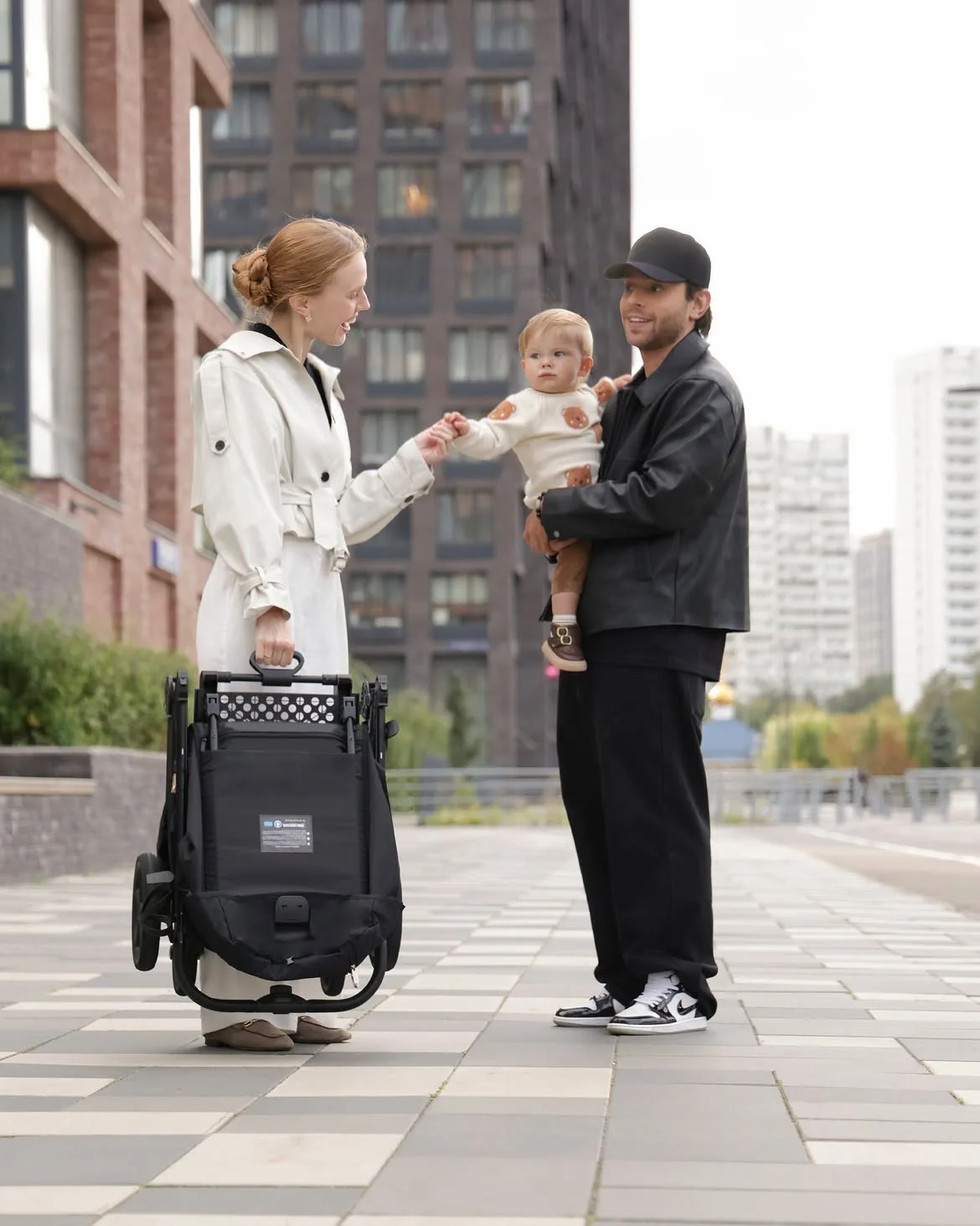 Прогулянкова коляска CARRELLO Bravo Carbon CRL-5530 Deep Black - Зображення 8