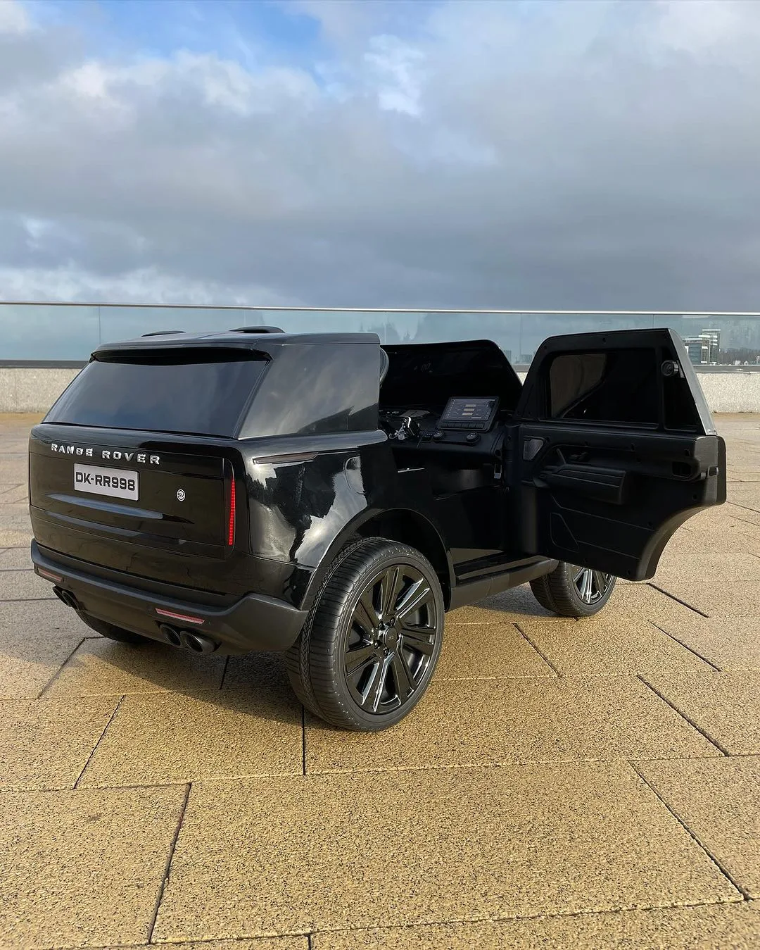 Електромобіль Range Rover KDRE998C (2WD) чорний в автофарбуванні - Зображення 10