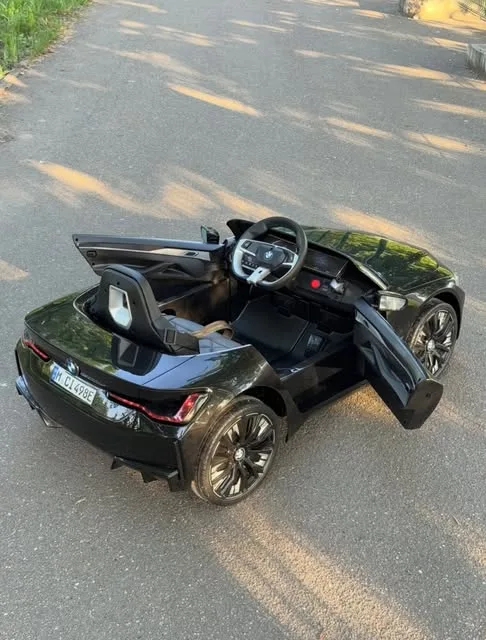 Електромобіль BMW i4 JE1009-2, Чорний - Зображення 3