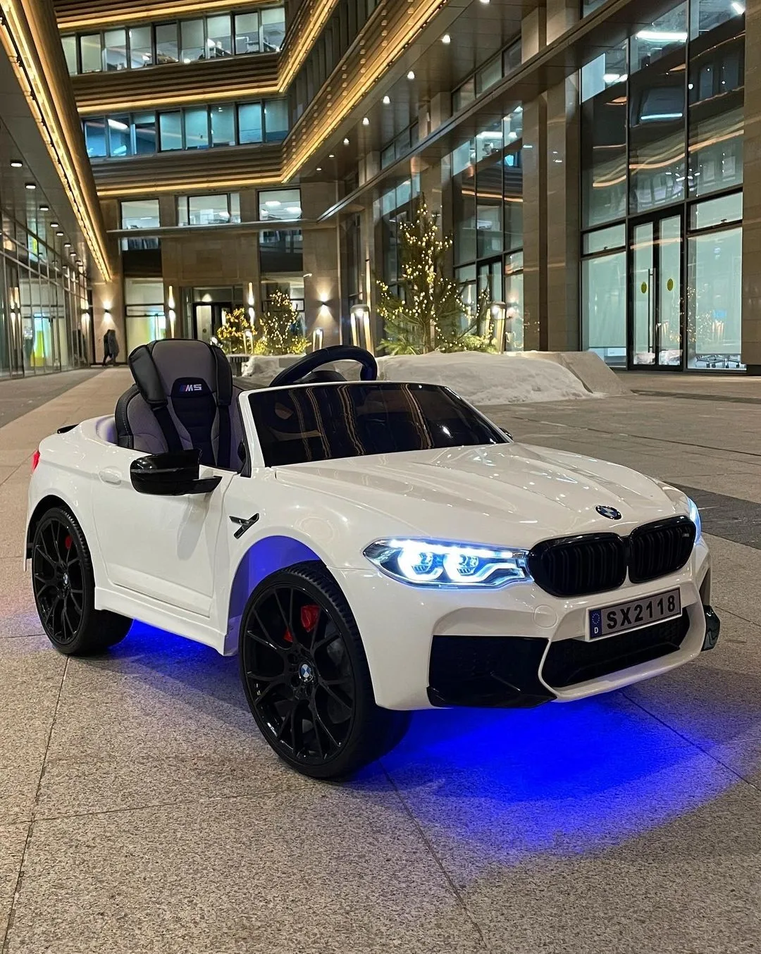 Електромобіль BMW M5 M 4791EBLR-1, Білий - Зображення 8